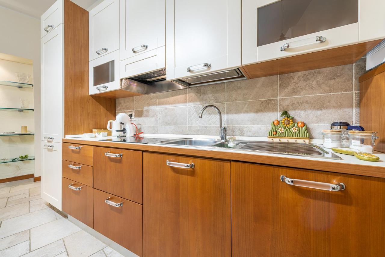 Le Dame Di Castello - Iun Q2444 Apartment กาญารี ภายนอก รูปภาพ