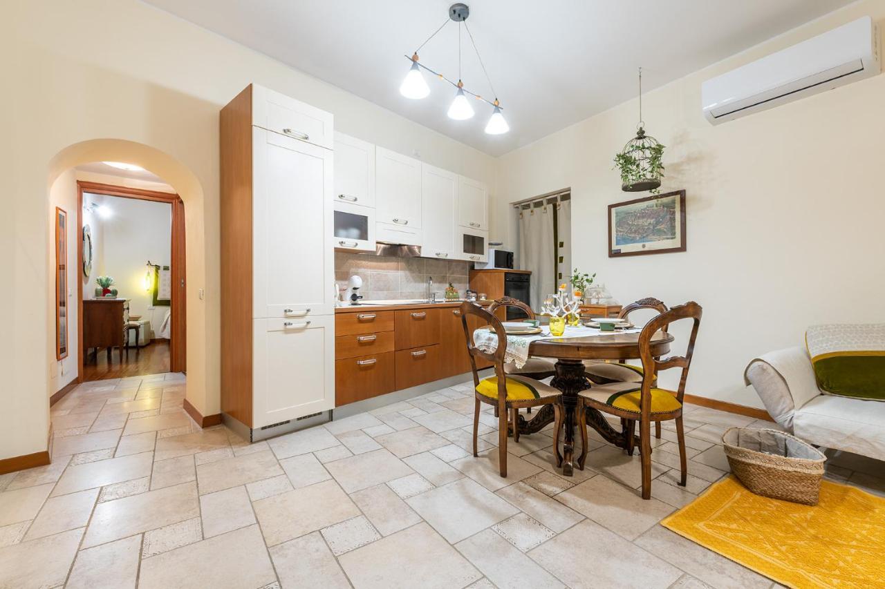 Le Dame Di Castello - Iun Q2444 Apartment กาญารี ภายนอก รูปภาพ