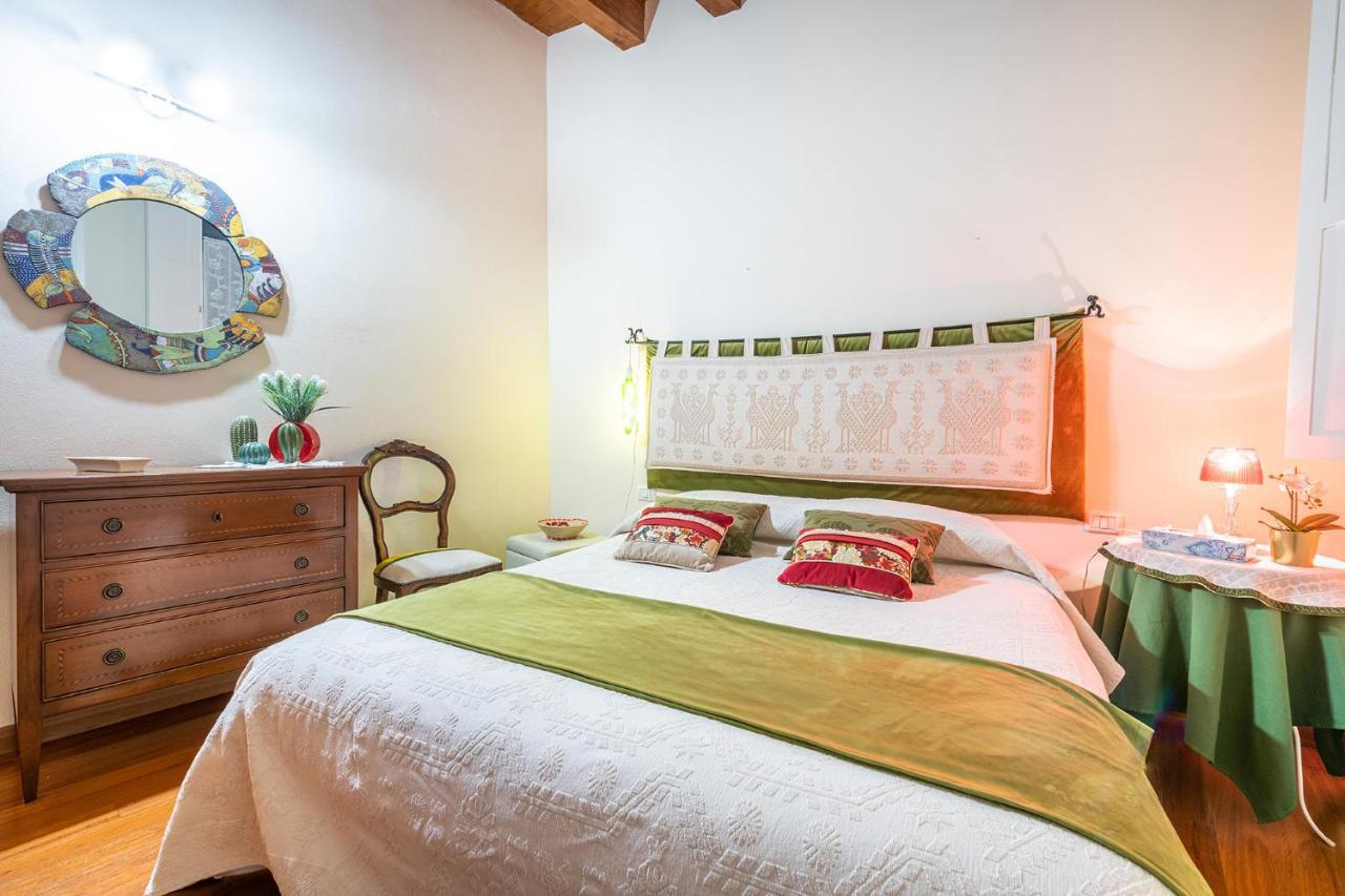 Le Dame Di Castello - Iun Q2444 Apartment กาญารี ภายนอก รูปภาพ
