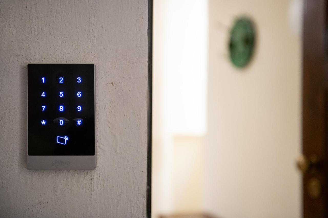Le Dame Di Castello - Iun Q2444 Apartment กาญารี ภายนอก รูปภาพ